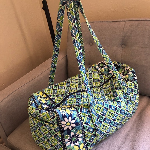 Vera Bradley weekender duffel bag - Picture 3 of 4